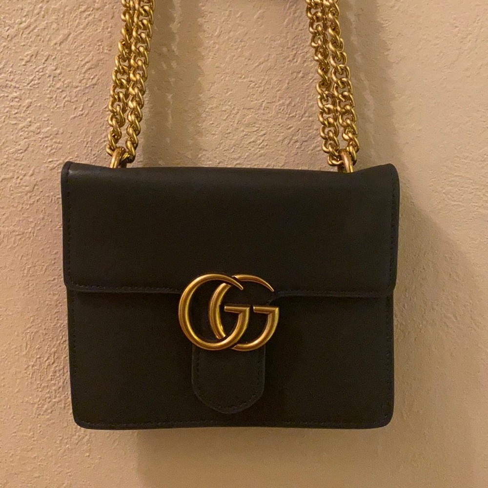 GG purse